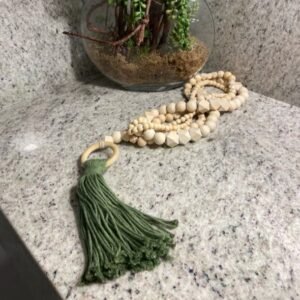 Colar Decorativo de Mesa Madeira Verde – 6 Camadas | 60cm