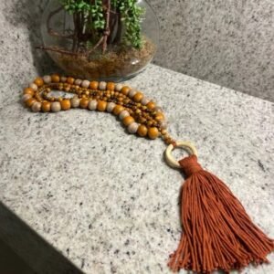 Colar Decorativo de Mesa Madeira Terracota – 6 Camadas | 60cm